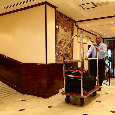 Khalidia Hotel Apartments Dubai Bagian luar foto