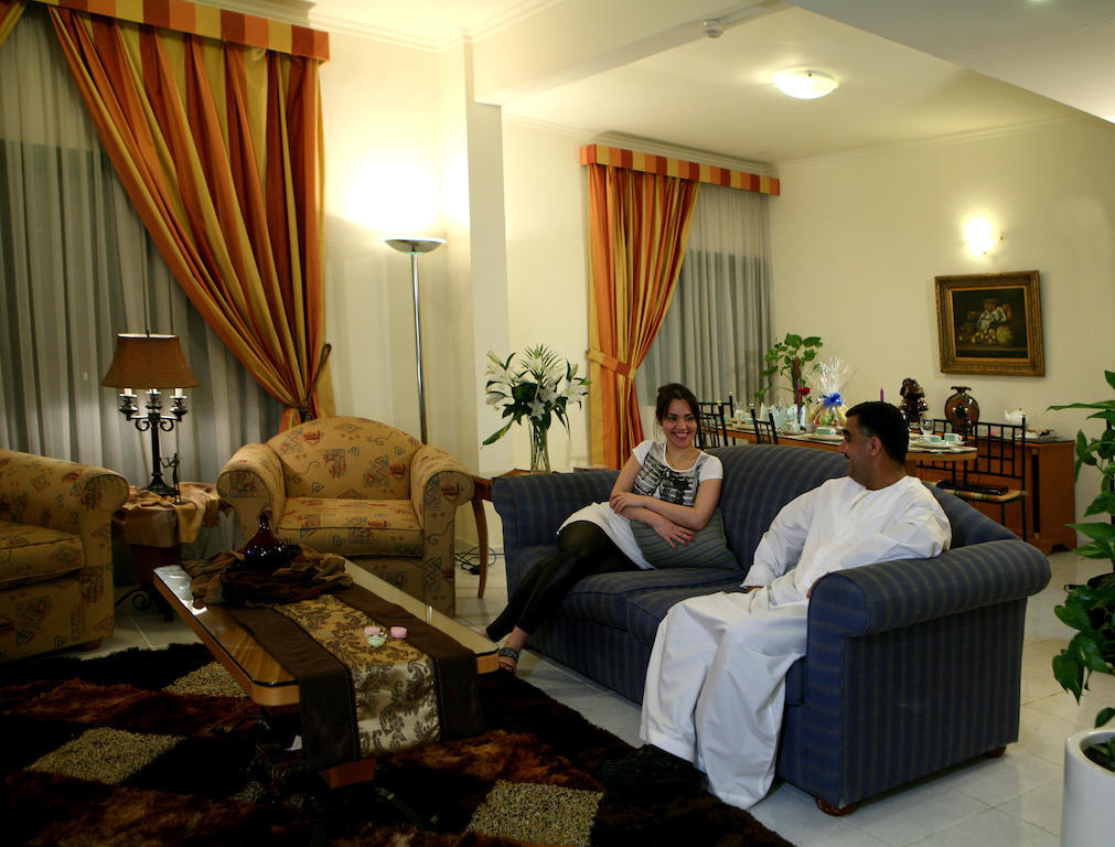 Khalidia Hotel Apartments Dubai Ruang foto