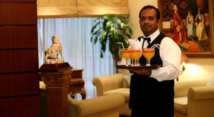 Khalidia Hotel Apartments Dubai Bagian luar foto