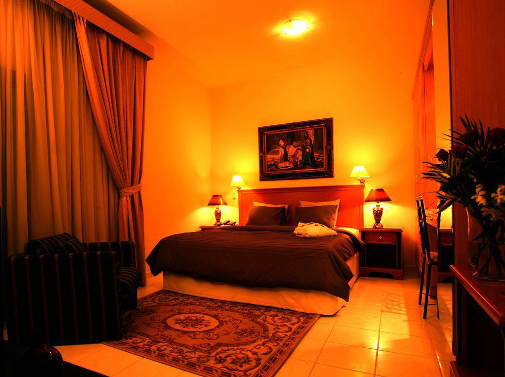 Khalidia Hotel Apartments Dubai Bagian luar foto